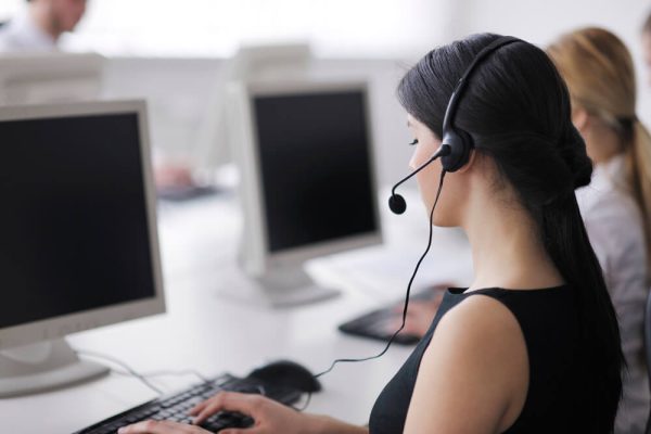 6-erros-fatais-cometidos-por-atendentes-ao-vender-pelo-telefone